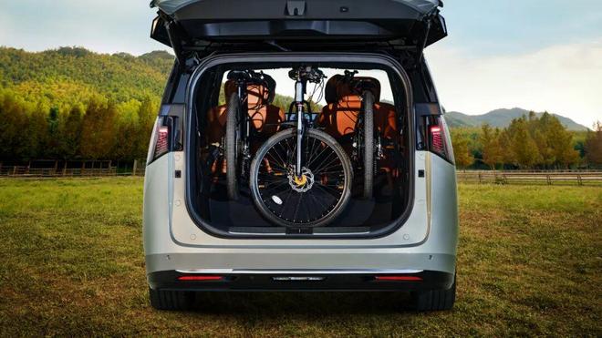 4399万起焕新MPV豪华开元棋牌别克至境世家上市(图5) 4399万起焕新MPV豪华开元棋牌别克至境世家上市(图5)